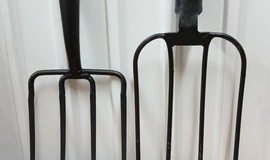 Вилы цельные цельнокованные