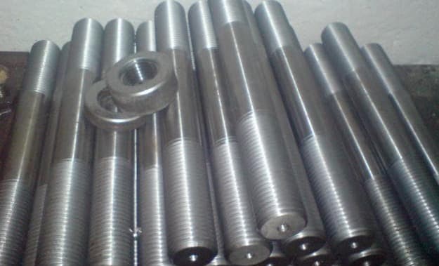 Изготовление резьбовых шпилек.